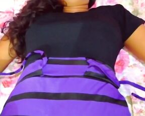 A girl on campus has sex with her casual boyfriend.